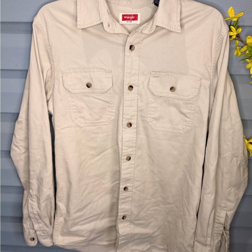 Men’s Wrangler Button-Up Shirt – Size S